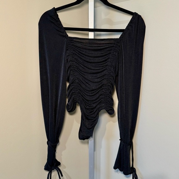 Intimately Free People Black Long Sleeved off the shoulder Ruched Bodysuit XS - Picture 6 of 6